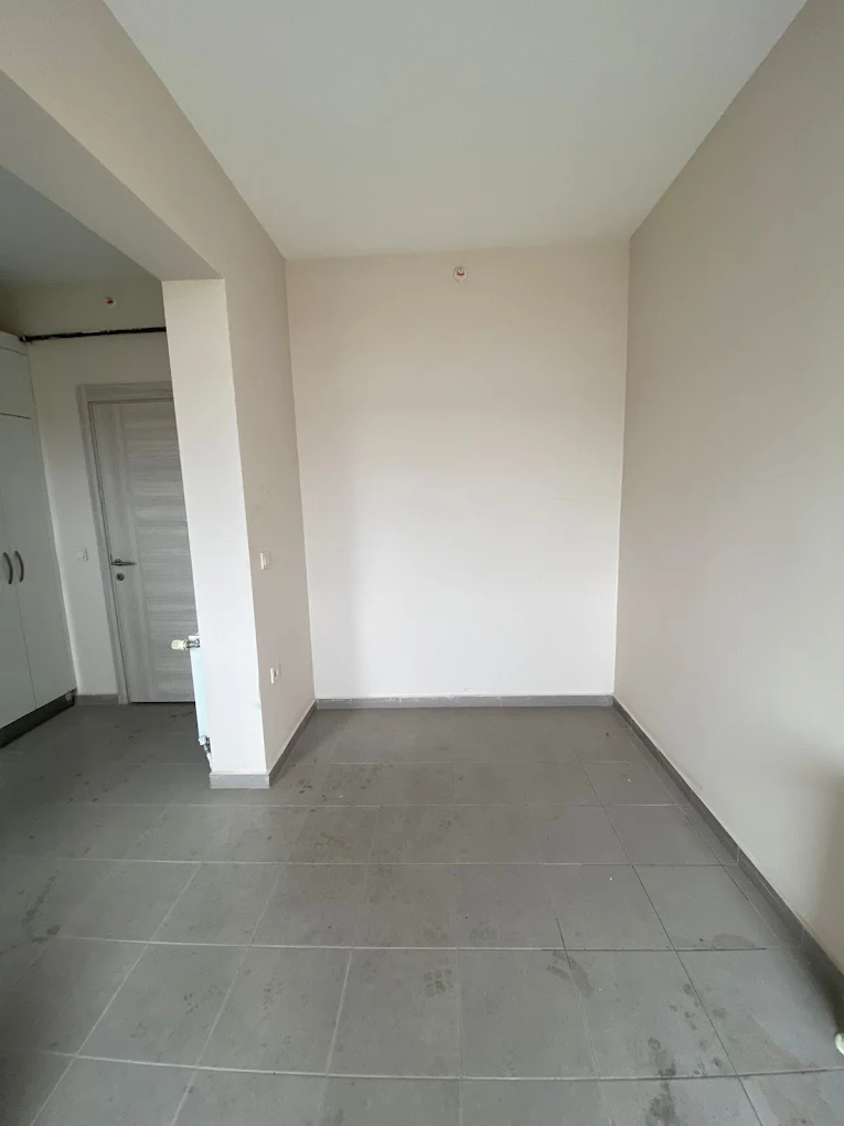 Pürüzsüz Saten Alçı ve İç Cephe Boya Badana